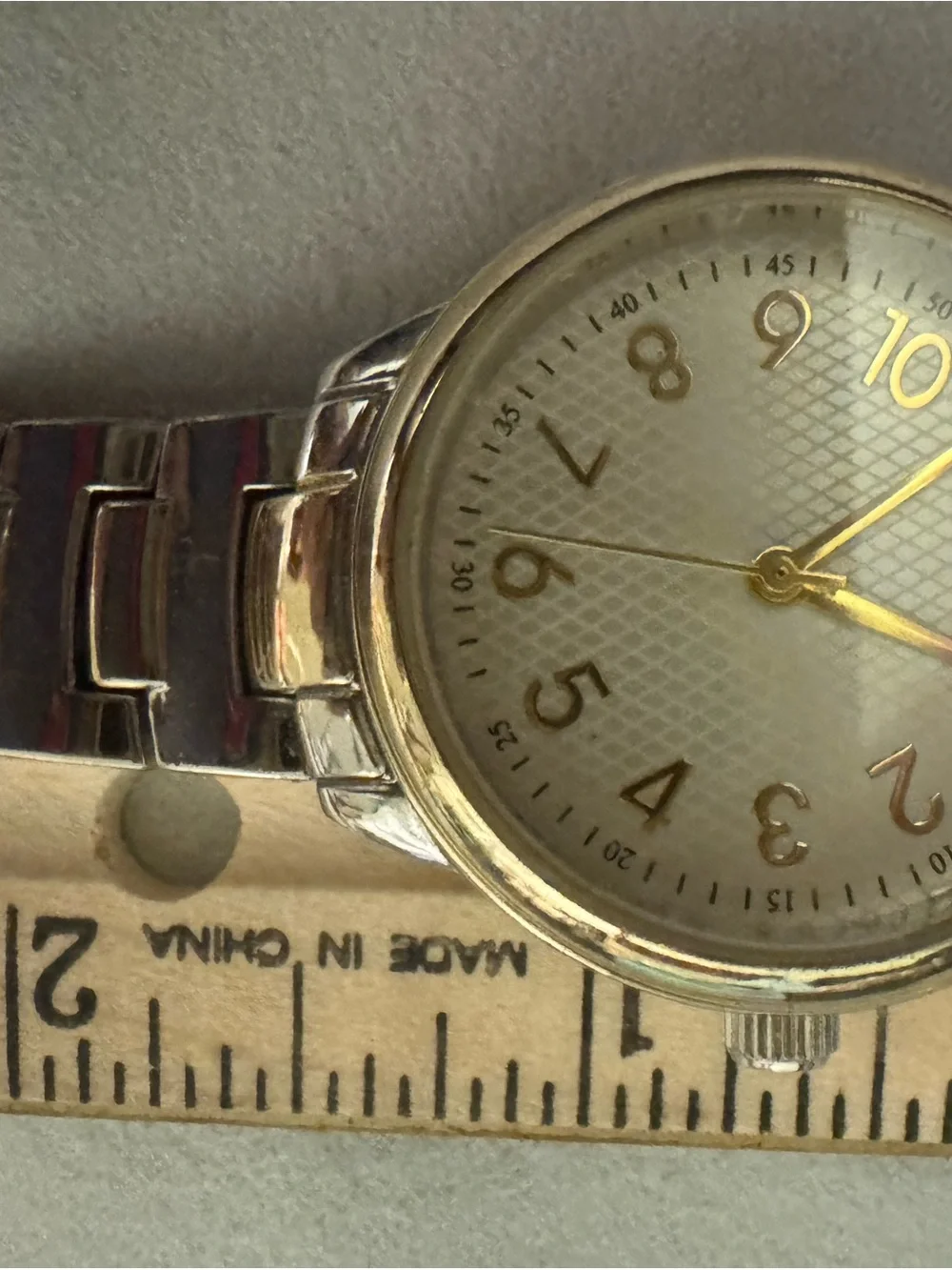 Classic Unisex Silver-Tone Link Watch New Battery
